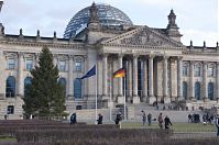 Berlin-Mitte-Regierungsviertel-Reichstag-20121230-380.jpg