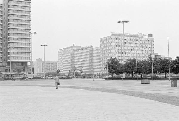 22. Juni 1989. DDR Ostberlin. Berlin-Mitte. Alexanderplatz. 