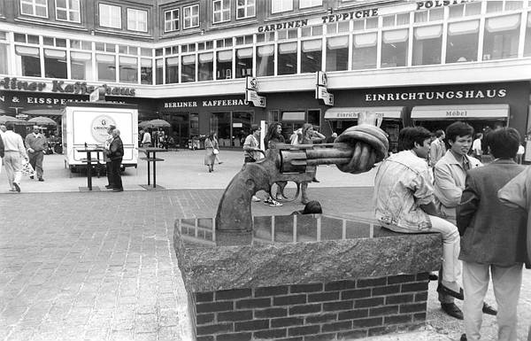 Deutschland. Berlin-Mitte. Alexanderplatz. Juni 1990