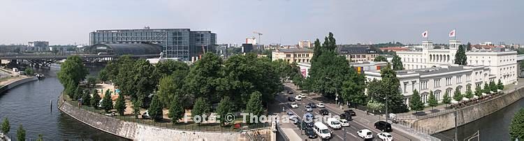 10. 6. 2010. Berlin. Berlin-Mitte. Hauptbahnhof. Eisenbahn. Schienenverkehr. Hamburger Bahnhof. Humboldthafen. Invalidenstra?e. (Panorama aus mehreren Einzelbildern)