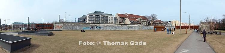 12. 3. 2011. Berlin. Berlin-Mitte. Bernauer Stra?e. Ehemaliger Mauerstreifen. Gedenkst?tte Berliner Mauer  -  Berlin Wall Memorial