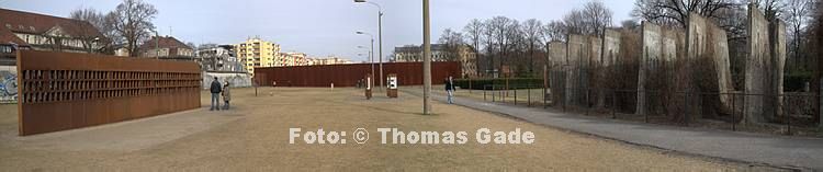 12. 3. 2011. Berlin. Berlin-Mitte. Bernauer Stra?e. Ehemaliger Mauerstreifen. (Panorama aus mehreren Einzelfotos)