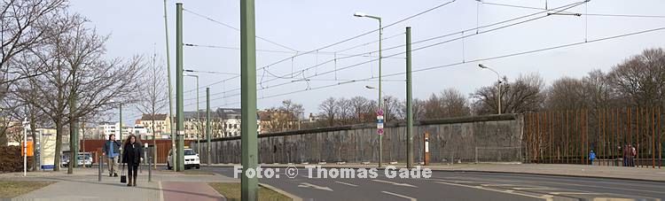 12. 3. 2011. Berlin. Berlin-Mitte. Bernauer Stra?e. Ehemaliger Mauerstreifen. (Panorama aus mehreren Einzelfotos)