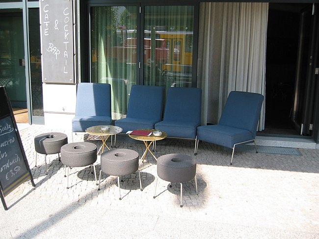 18. August 2002. Berlin. Berlin-Mitte. Scheunenviertel. Oranienburger Str.