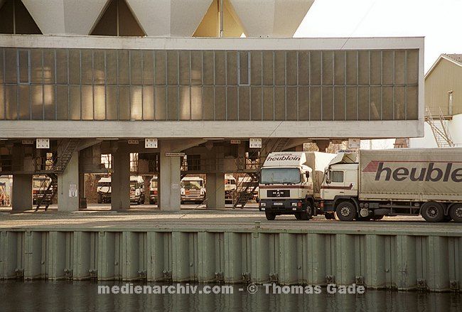 Februar 2002. Berlin. Tiergarten. Westhafen.