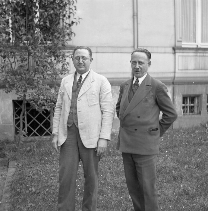 1936. Sachsen. Dresden. Menschen. zwei Männer