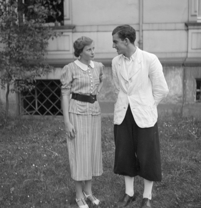 1936. Sachsen. Dresden. Menschen. Junges Paar.