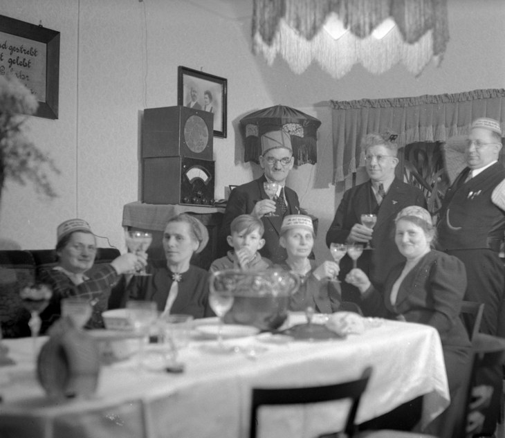 um 1936. Sachsen. Dresden. Weihnachtsfest