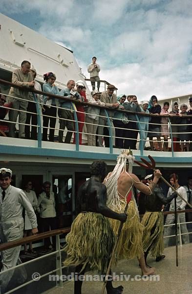 1970. Karibik. Äquartortaufe.